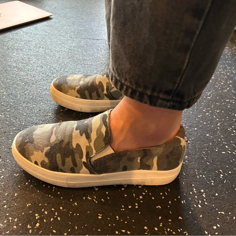 Steve Madden camo shoes